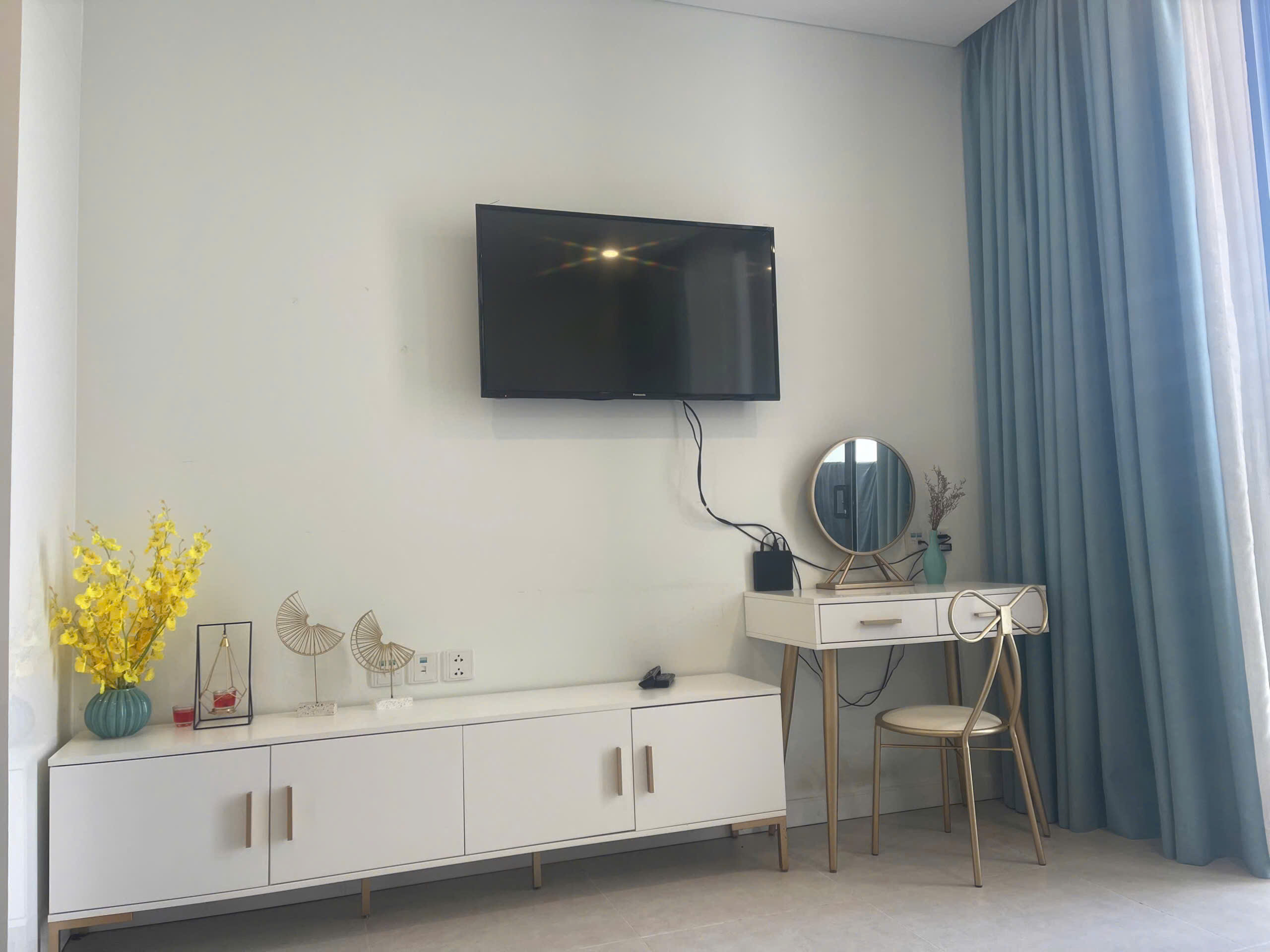 Scenia Bay Nha Trang Apartment for rent | Studio Seaview |High floor | 11 million